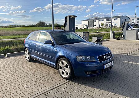 Audi A3 1.6 S Line Sportpaket plus