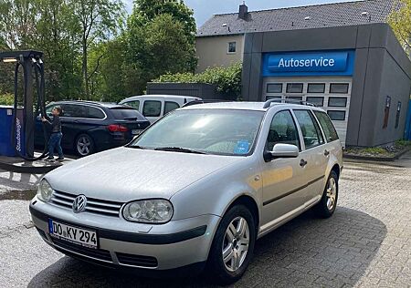 VW Golf Variant Volkswagen 1.9 TDI 4Motion Comfortline