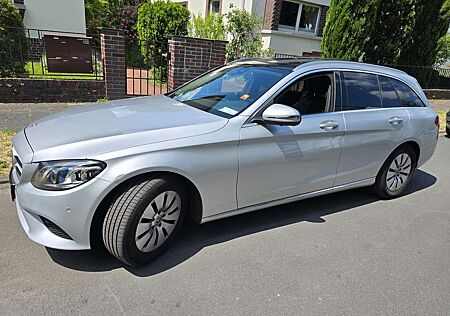 Mercedes-Benz C 220 d T 9G-TRONIC Avantgarde