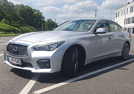 Infiniti Q50 +2.2d+Aut.+Premium+Executive