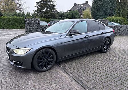 BMW 328 Baureihe 3 Lim. i Sport 1.Hd, Leder,Navi