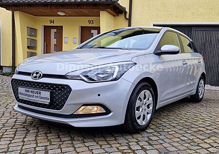 Hyundai i20 "Go"_Klima_Blueth_Parkp. vo+hi_Allwetter...