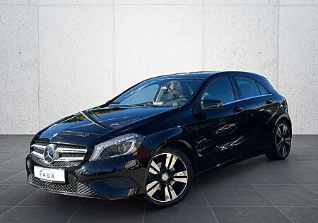Mercedes-Benz A 180 BlueEff.*Navi*18 Zoll*PDC*Sitzheizung*Xenon