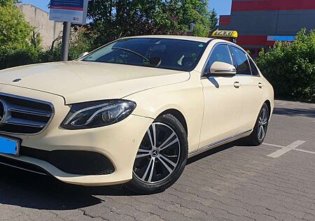 Mercedes-Benz E 220 d 4Matic 9G-TRONIC Avantgarde