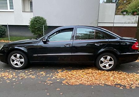 Mercedes-Benz E 220 CDI Automatik Elegance