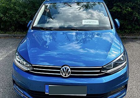 VW Touran Volkswagen Trendline 1,6 SCR TDI sound