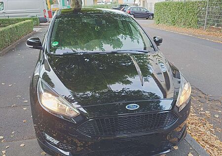 Ford Focus STLine