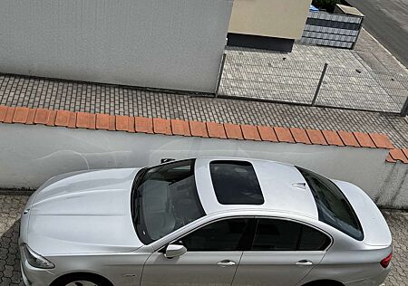 BMW 523 i
