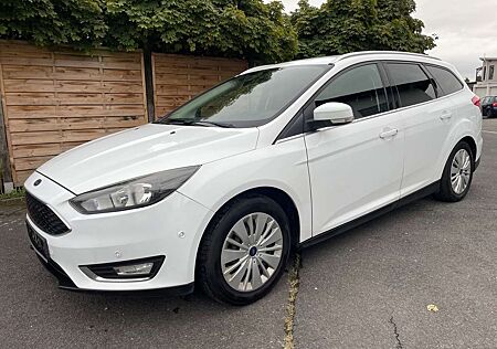 Ford Focus Titanium*Automatik*Euro-6*Tüv+Au-6-2026***