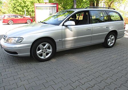 Opel Omega Caravan 2.2 16 V,orig.107.000 KM,1.Hand,Tüv neu