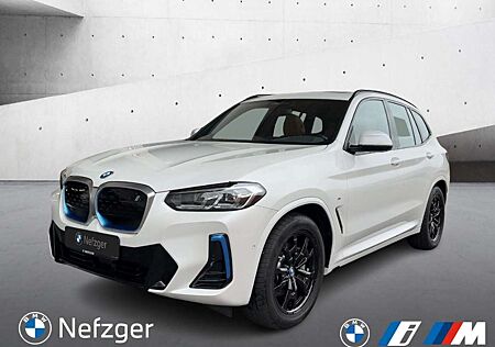 BMW iX3 M Sport Park-Assistent Panorama LED