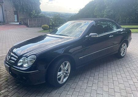 Mercedes-Benz CLK 200 Cabrio Kompressor Avantgarde