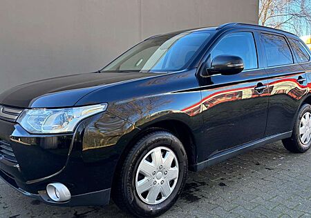 Mitsubishi Outlander ClearTec Invite 4WD/3Jhre Garantie inklusiv/Gpflgt