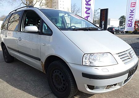 VW Sharan Volkswagen 1.9TDI tiptronic Highline+LEDER+SITZHEIZU