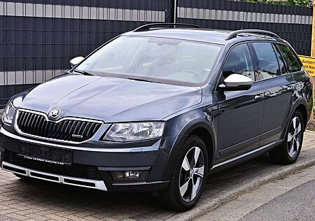 Skoda Octavia Combi Scout 4x4 1,8 DSG AHK Navi
