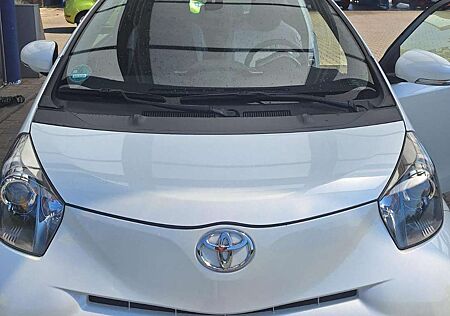 Toyota iQ 1.33 Multidrive S