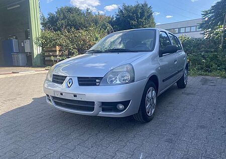 Renault Clio Campus Grau metallic 1.1L