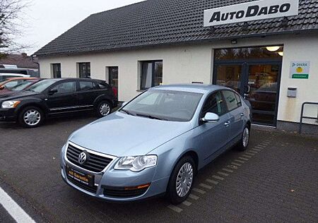 VW Passat Volkswagen Lim. Trendline