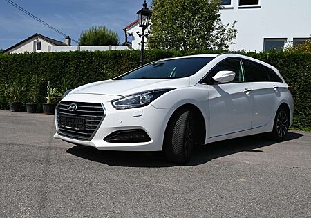 Hyundai i40 Kombi 1.7 CRDi DCT, TOP Ausstattung ! 2.Hd.