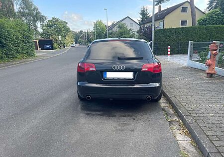 Audi A6 Avant 4.2 FSI quattro TÜV neu