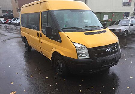 Ford Transit Bus 9 SITZE Beschreibung lesen