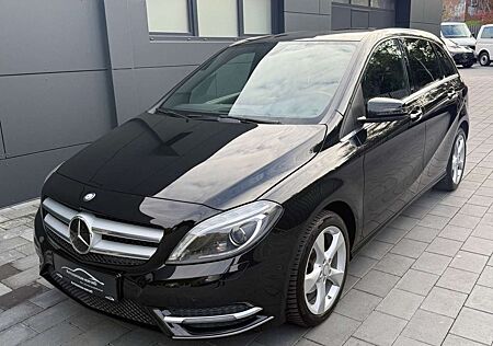 Mercedes-Benz B 180 Automatik Navi Klima LED AHK
