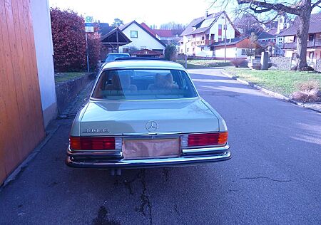 Mercedes-Benz 280
