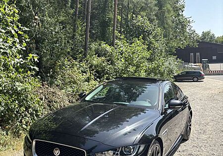 Jaguar XE S V6
