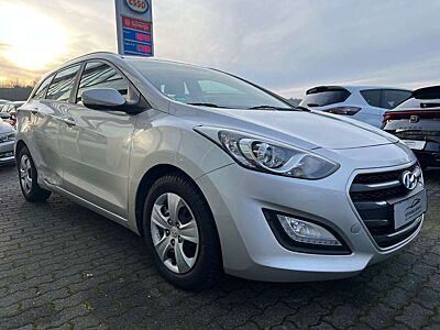 Hyundai i30 1.6 CRDi Trend*NAVI*R-CAM*AUT*KLIMA*EURO6*