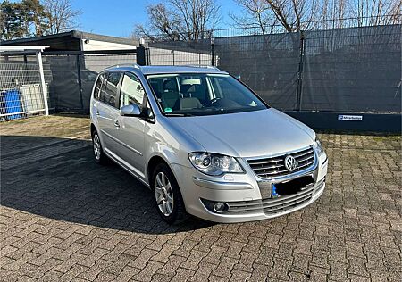 VW Touran Volkswagen 1.4 TSI Highline