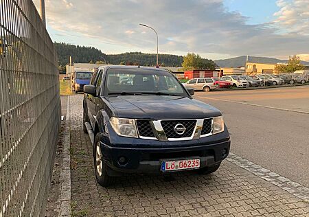 Nissan Navara Double Cab SE 4X4