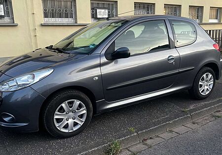 Peugeot 206 Basis