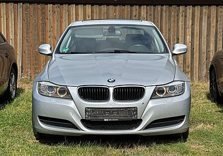 BMW 316 d/Navi/Glasdach/PDC/Xenon/Tempomat