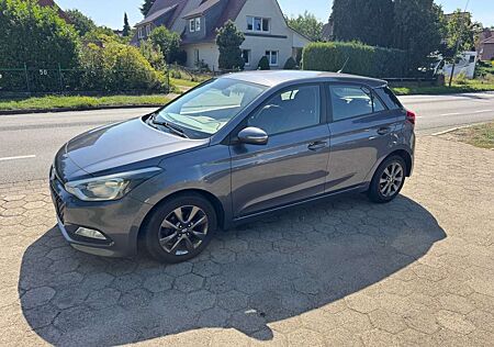 Hyundai i20 1.2 Euro6 62KW*Alu+Klima*guter Zustand