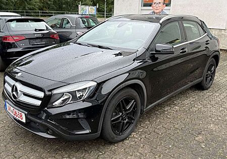 Mercedes-Benz GLA 220 d 4Matic Automatik Navi Urban Tempomat