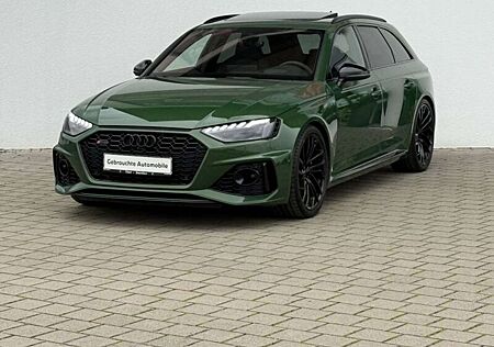 Audi RS4 HUD/B&O/280kmh/PANO/GARA/ROLLO/360/4xSH