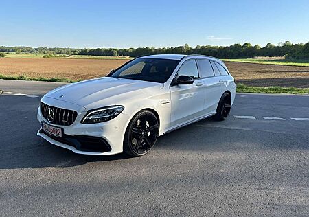 Mercedes-Benz C 63 AMG T Kombi V8Biturbo mtl.Rate 399,-