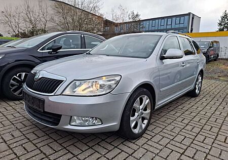 Skoda Octavia Combi Family Edition 1.6 TDI Sitzh* TOP*