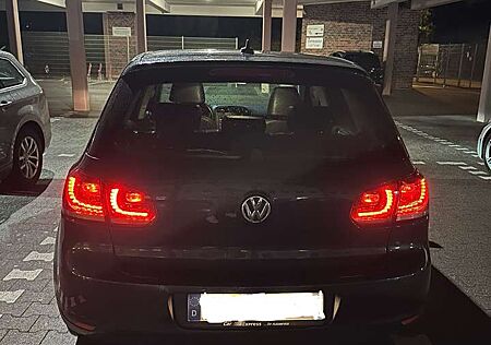 VW Golf Volkswagen 2.0 TDI DPF 4Motion Highline