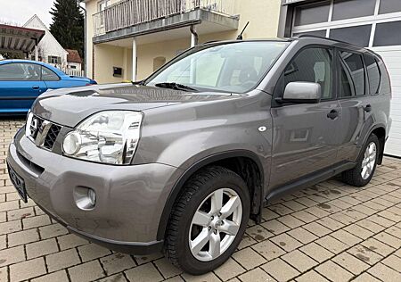 Nissan X-Trail SE 4X4 ALU AHK Klima CD Scheckheft 2.Hd.