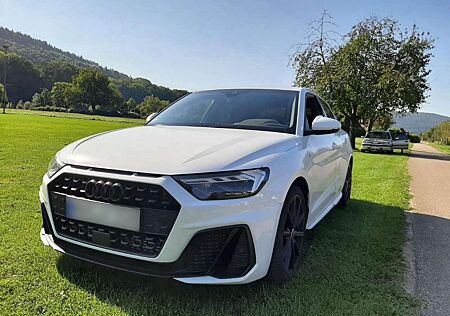 Audi A1 40 TFSI S line