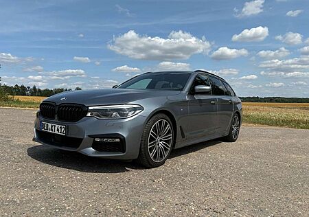 BMW 530d 530 xDrive Touring Aut. M Sport AHZ ACC Head up