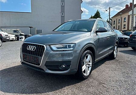 Audi Q3 2.0 TDI QUATTRO S-LINE PANO +AHK + NAVI + SHZ