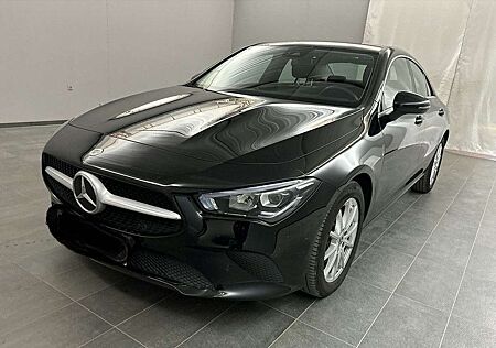 Mercedes-Benz CLA 200 **LED+Navi+18 Zoll**