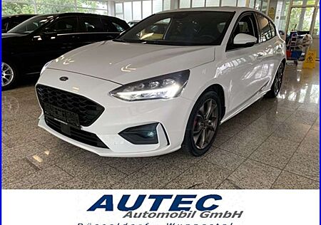 Ford Focus ST-Line 1.5 HEAD-UP+LED+KEYLESS+KAMERA+SHZ