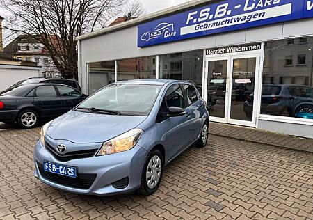 Toyota Yaris Cool 1-Hand