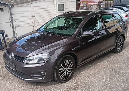 VW Golf Variant Volkswagen Lounge BMT 1.6 TDI