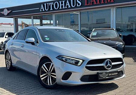 Mercedes-Benz A 180 Lim. 7G-DCT AMBIENTE*KAMERA*LED*DAB*SPURHA
