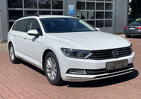 VW Passat Variant Volkswagen Comfort. 1.Hand NAVI Service neu