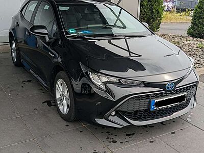 Toyota Corolla 1.8 Hybrid Comfort, inkl. Winterreifen + Räder